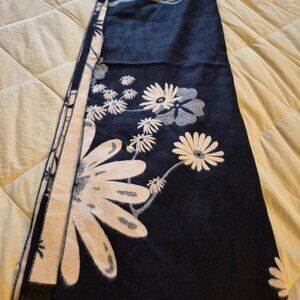 Italian Cashmere & Silk Scarf/Shawl